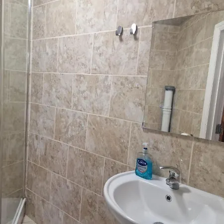 公寓 Lovely 1 Bedroom *